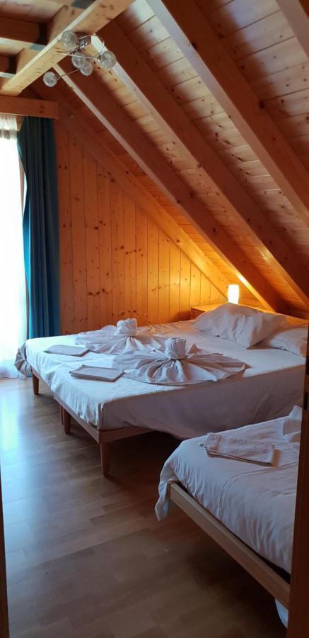 Al Sentiero Di Charly Bed & Breakfast Tarvisio Eksteriør bilde