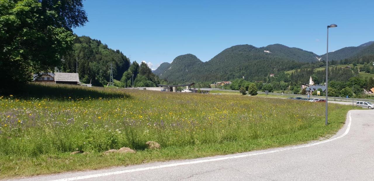 Al Sentiero Di Charly Bed & Breakfast Tarvisio Eksteriør bilde